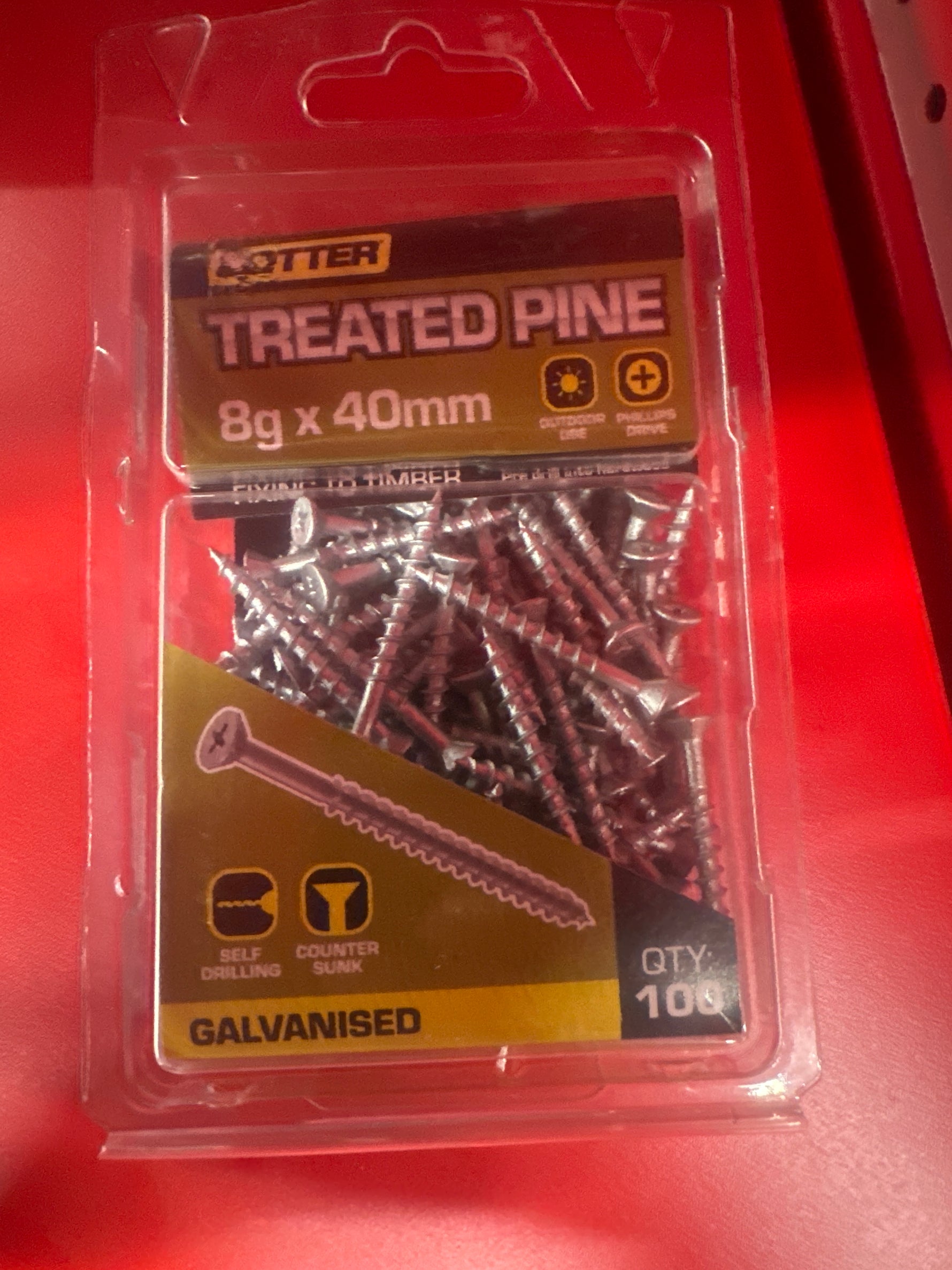 Otter 100 Pack 8G X 40mm Treated Pine Screw Galv CHEG08403