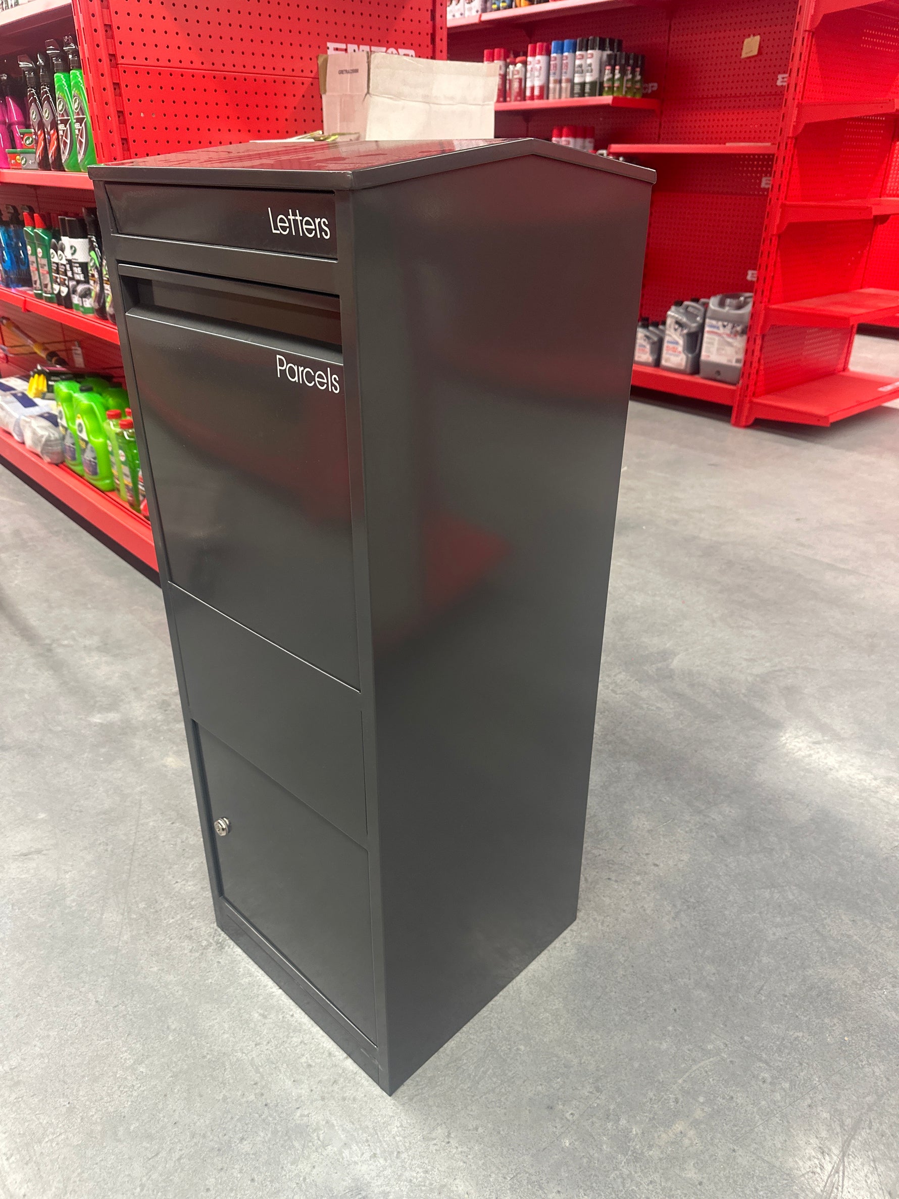 A CLASS REMIUM LETTERBOX BG069- Monument