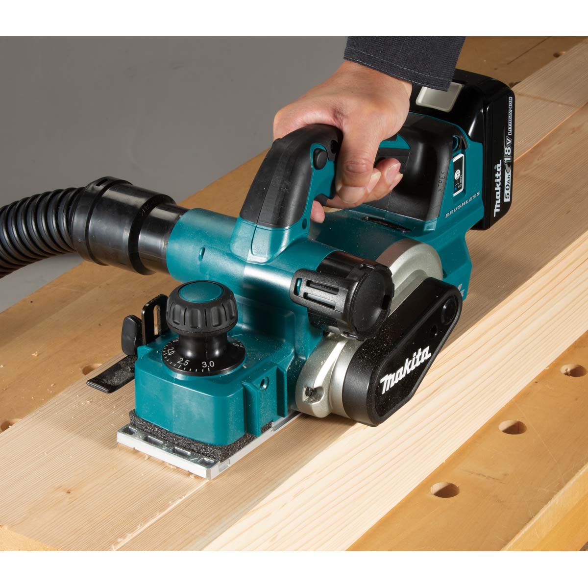 Makita 18V Brushless AWS 82mm Planer Skin DKP181Z