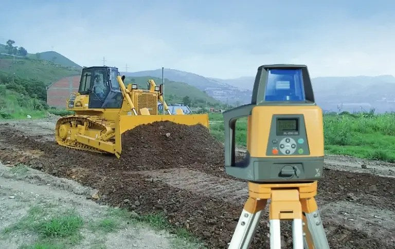 Topcon RL-200 2S Dual Grade Rotating Laser Rechargeable Battery with Premium LS-100D Receiver & Remote Control 1013473-01