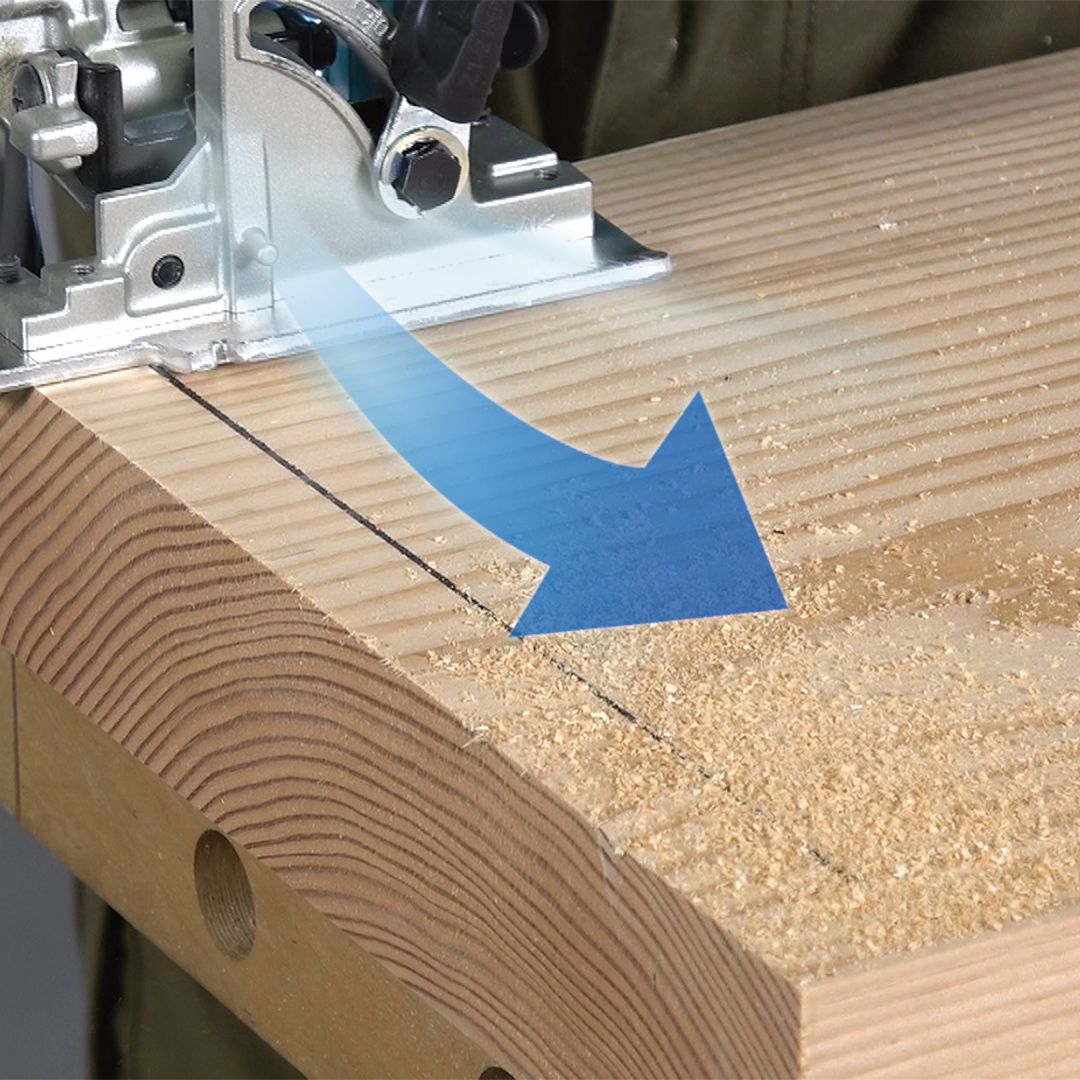 Makita 18V Brushless 165mm Circular Saw Right-hand Blade Skin DHS660Z