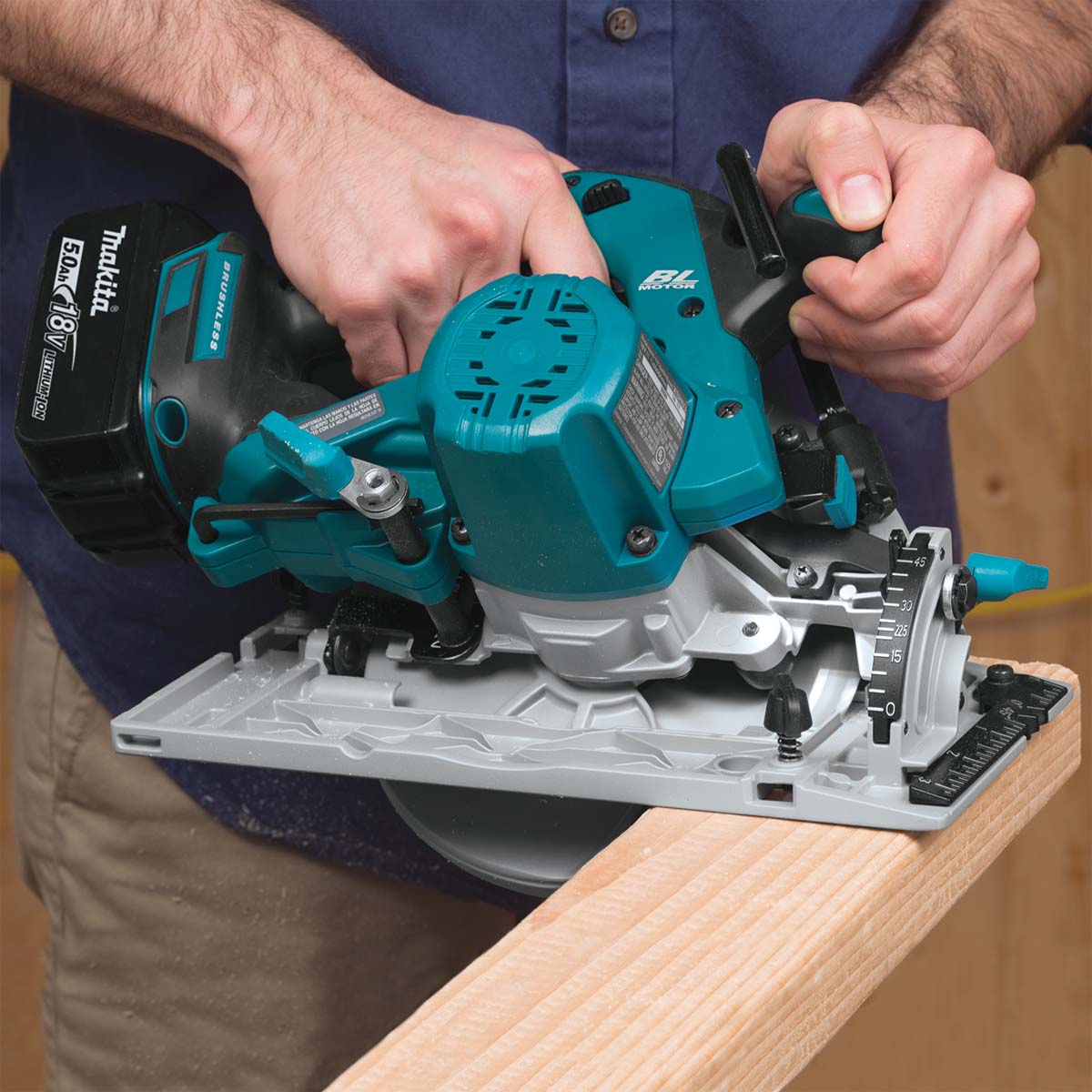 Makita 18V Brushless 165mm Circular Saw Skin DHS680Z