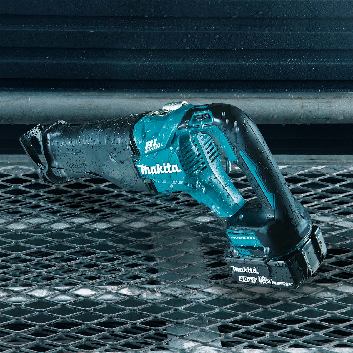 Makita 18V Brushless Reciprocating Saw Skin DJR187Z