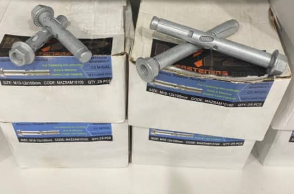Masonry Sleeve Anchor dyna bolt Box (10-12x100mm)